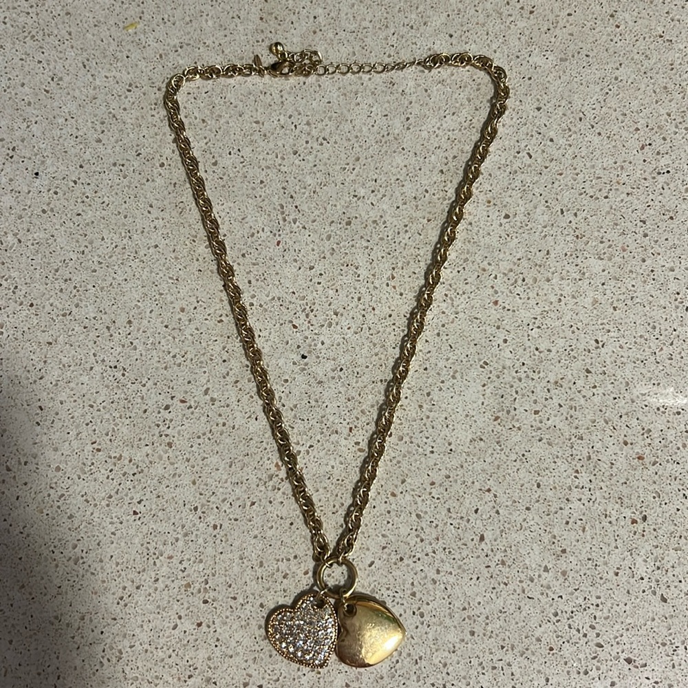 Juicy type necklace hearts gold tone